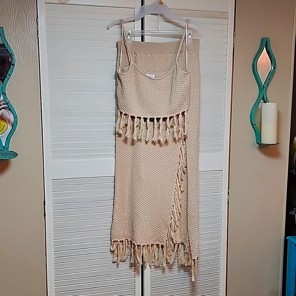 NWT LE LIS 2 piece set
